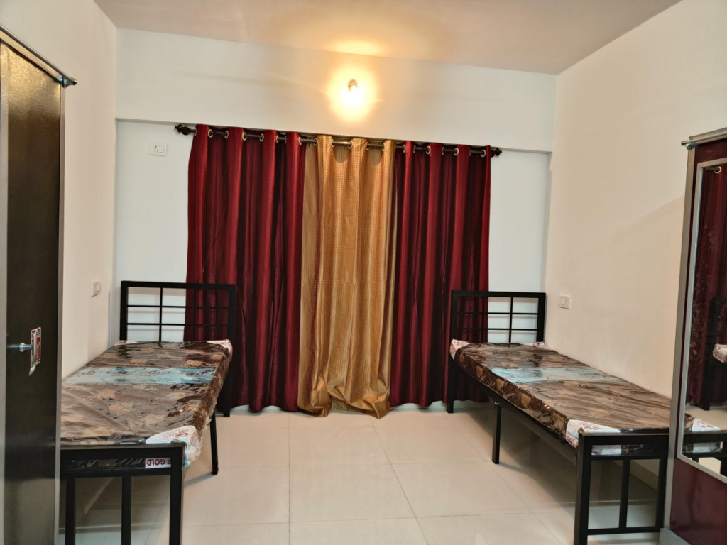 Boys PG Haridham near Andheri station