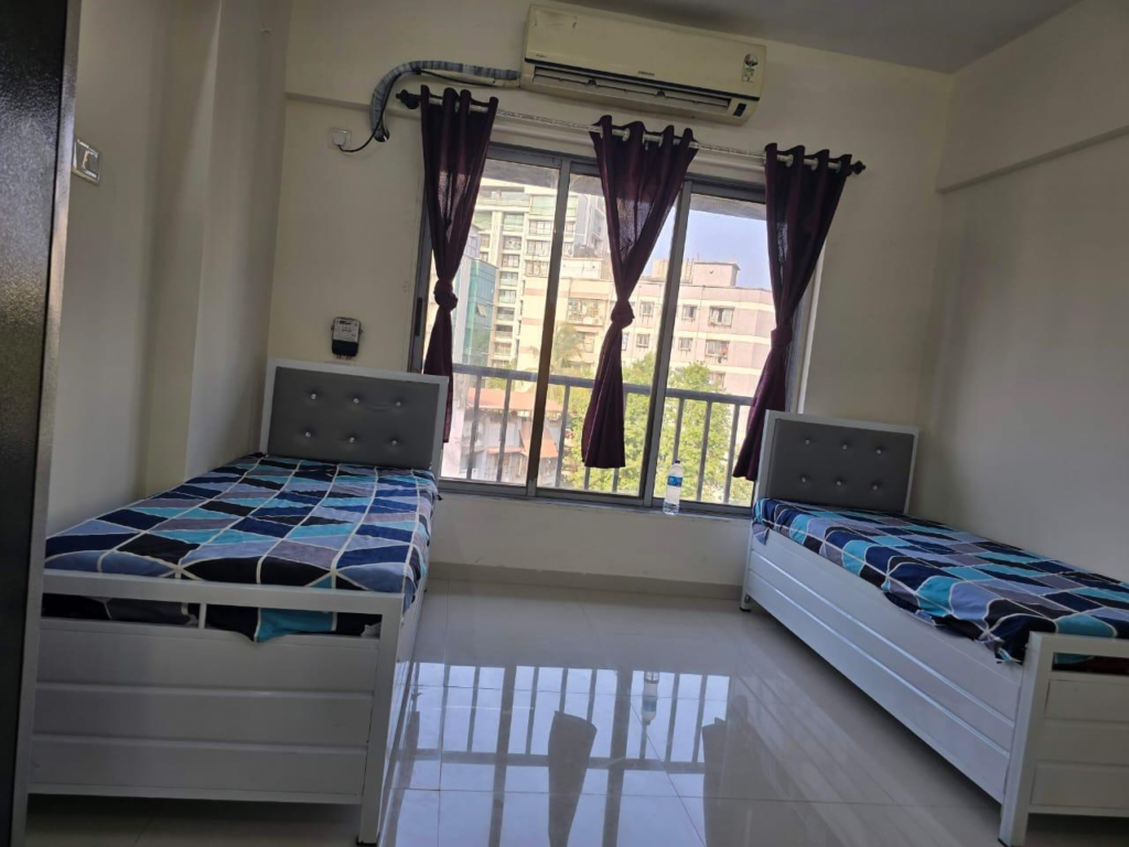 Girls PG Kalpvruksh Vile Parle West